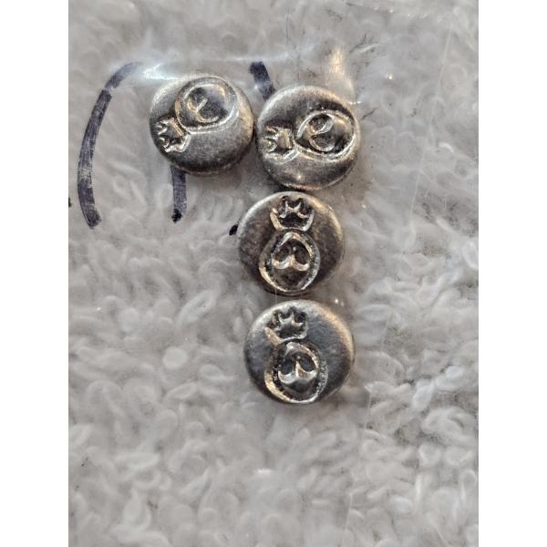 .4 Grams of .9999 Silver Alien - 4 x .1 Grams Each