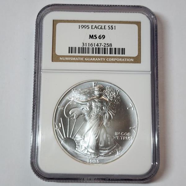 1995 American Silver Eagle $1 - 1 oz .999 Fine Silver - Graded by NGC MS 69