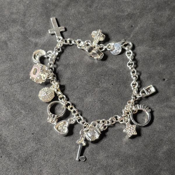 Sterling Silver Charm Bracelet - approx 8" - 22.5g TW
