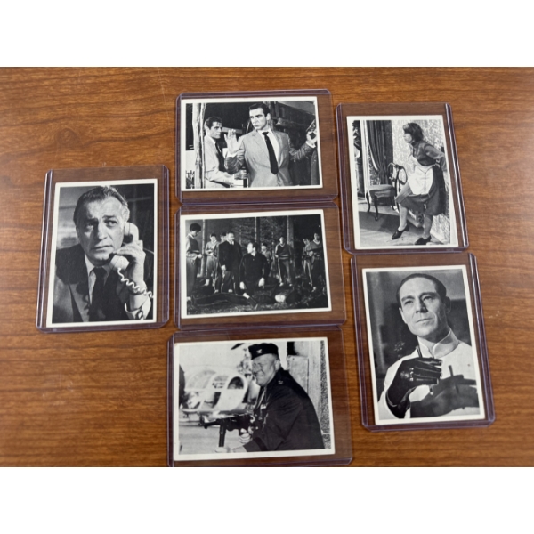 6 RARE 1965 James Bond Movie Trading Cards In Protective Holders - Excellent Condition 