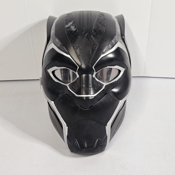 Marvel Legends Series Black Panther Electronic Helmet