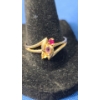 Image 1 : 10K Gold Ring With Multi-Colored Stones - Size 10 - Weight: 2.3g