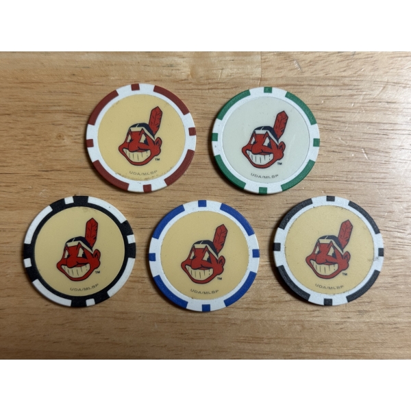 5 - SUPER RARE VINTAGE Cleveland Indians WAHOO Clay Poker Chips - Mint Condition - Complete Set
