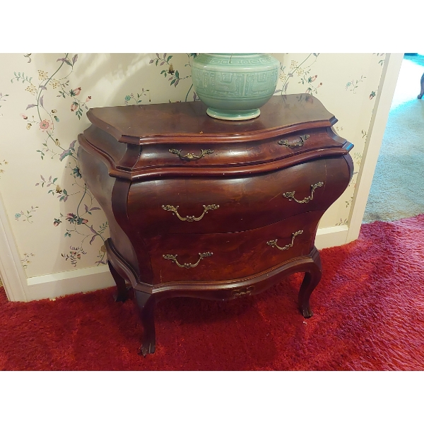 French Style Bombe Hall Cabinet - Mahogany In Excellent Condition