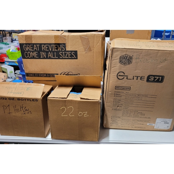 Large Lot Of Beer Making Supplies - Great For A New Beer Maker