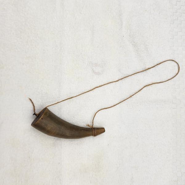 Vintage Black Powder Horn with Wooden Plug & Carry Cord – Approx. 4.5"