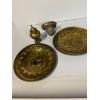 Image 1 : Collectible Plates with Pictures - Canister - Bell Top
