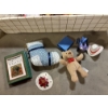 Image 15 : *Pick Up At Mantua Home-No Shipping Available*  Christmas Ornaments in Plastic Storage Bin - Icicle 
