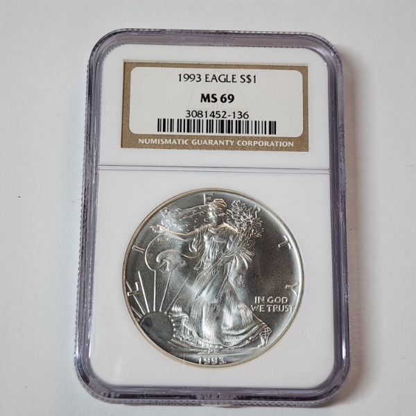 1993 American Silver Eagle $1 - 1 oz .999 Fine Silver - Graded by NGC MS 69