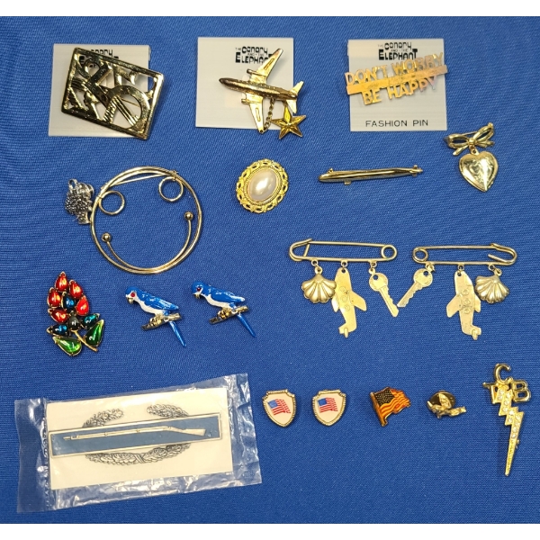 Assorted Collectible Costume Pins/Brooches 