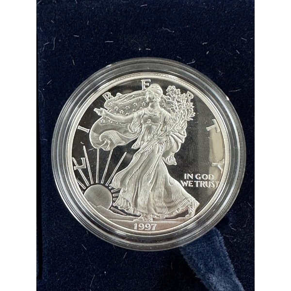 1997-P Proof American Silver Eagle with U.S. Mint Display Case