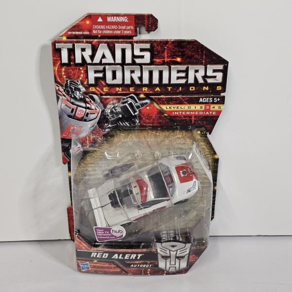 Transformers Generations Deluxe Class Red Alert Action Figure