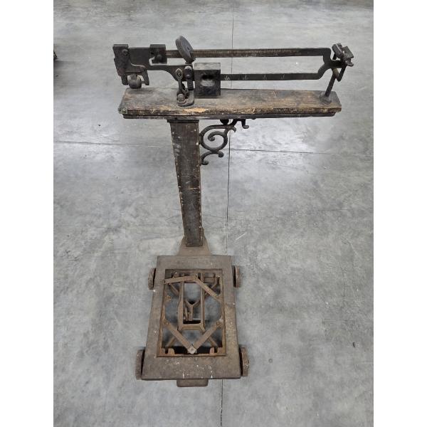 Vintage Cast Iron 31''x28''x46'' Reliable Platform Scale