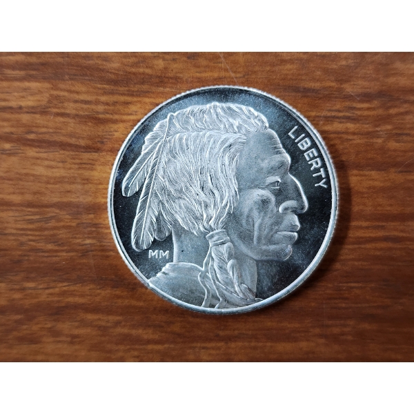 One Troy Ounce .999 Fine Silver Indian Buffalo ~ Very Nice Silver Stacking Coin!