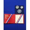 Image 2 : 1776-1976 Bicentennial Silver 3 Coin Proof Set in Book
