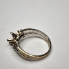 Image 4 : 18K White Gold Ring - Size 5 - Total Weight: 2.9g
