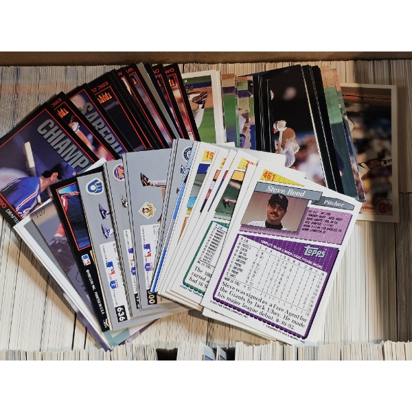 Huge Lot of Uncounted/Unsearched Baseball Cards