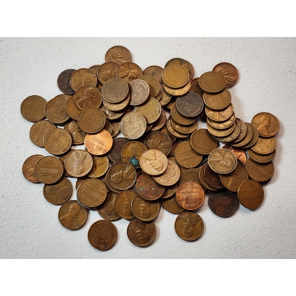 344.4g of Assorted Years Lincoln Cents Including Wheat and Memorial 