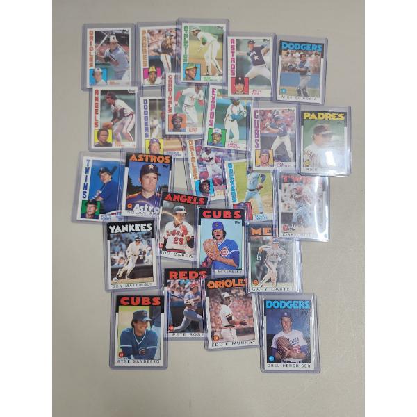 Lot of Topps 1986 Assorted Baseball Trading Cards - In Holders, Excellent Condition! 