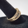 Image 2 : Stunning 14K Yellow Gold Ring with Channel-Set Row of 5 Diamonds - Size 7.5 - Total Weight: 6.4g