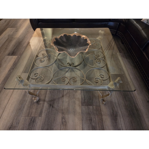 Three Piece Matching, Amazing Glass And Metal Table Group. Elegant Style!