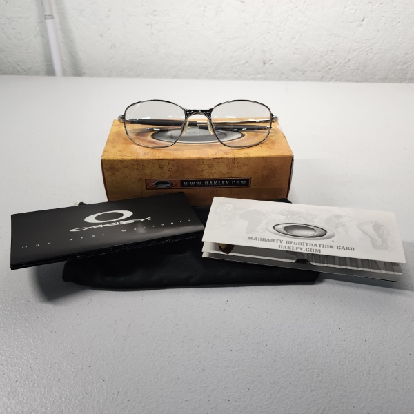 Vintage Oakley Big Sq Wire Titanium Eyeglasses Clear Lenses Chrome 05-760 w/ Box, Case, Papers
