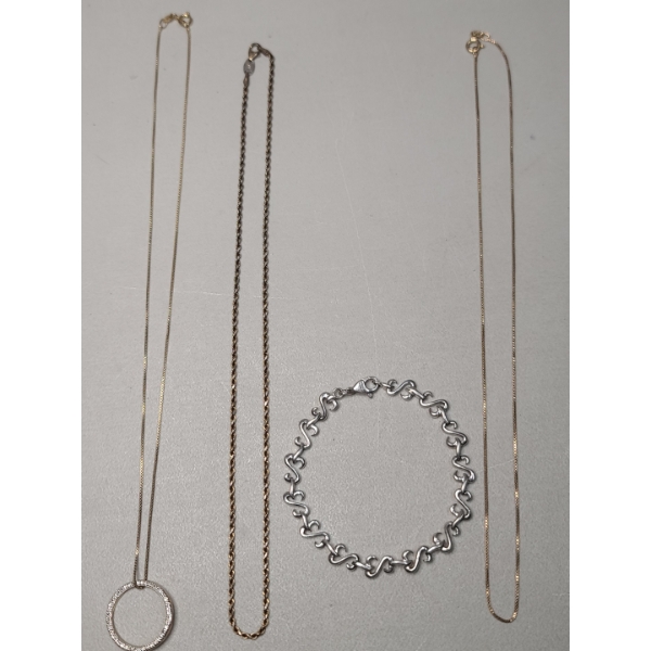 Assorted Sterling Silver Necklaces & Bracelet - Total Weight: 25.2g