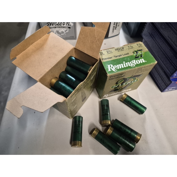 AMMO - SHOT GUN SHELLS - 2 BOXES 12 GAUGE 7 1/2 SHOT TARGET SHELLS - SEE PICS