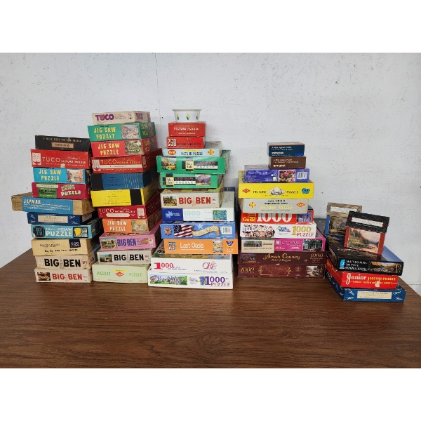 Huge Lot of Over 40 Assorted Puzzles - See Photos!! 