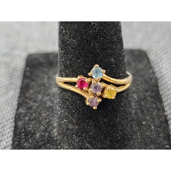 10K Gold Ring Feat. Lovely Multi Colored Stones - Weighs 2.1 Grams - Size 7.5