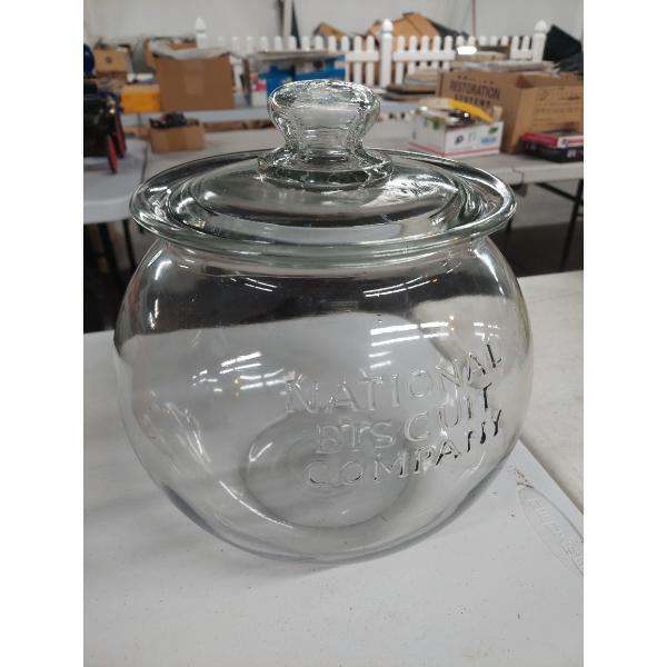 Vintage National Biscuit Company Store Jar With Lid In Fine Condition 10"