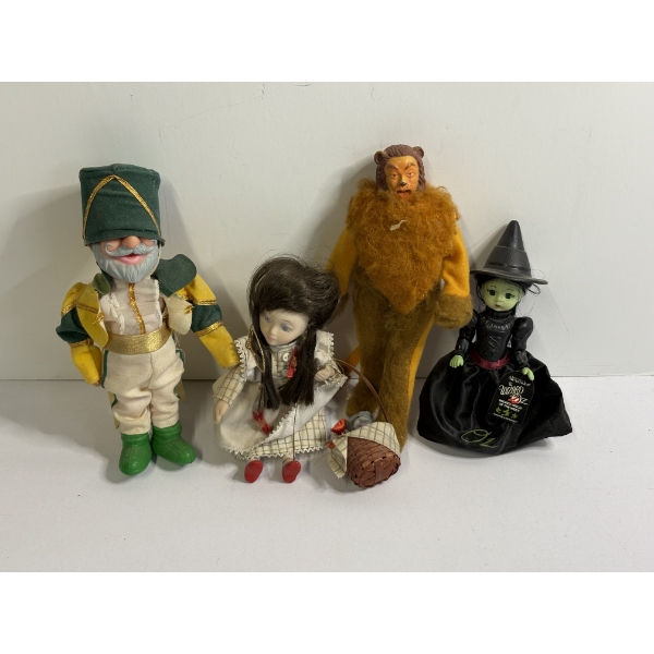 Small Wizard of Oz Soft Figureines - Wizard - Dorothy - Lion - Wicked Witch
