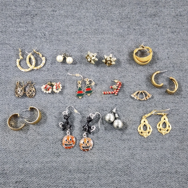 Lot Of 14 Assorted Fashion Earrings Ft. Seasonal Themes Perfect for Holidays! 