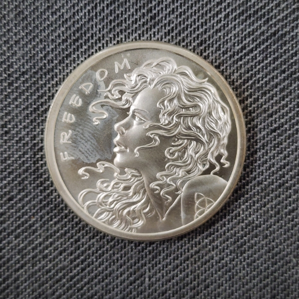 One Troy Ounce .999 Fine Silver Liberty Freedom Flowing Hair Round by Silver Shield ~ 2021