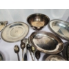 Image 9 : Large Assortment - OVER 8 POUNDS - of Silverplated Flatware, Trays, and Bowls