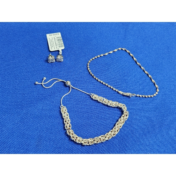 Sterling Silver Jewlery: 2 Bracelets and Stud Earrings with Diamonds TW: 12.5g