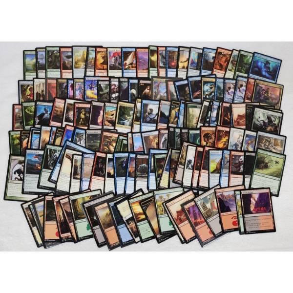 Over 100 Assorted MTG Magic The Gathering Trading Cards 