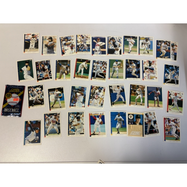 1993 Score - Completed 4/28/94 : Includes: Darryl Strawberry - Brett Breaks - Dave Stieb