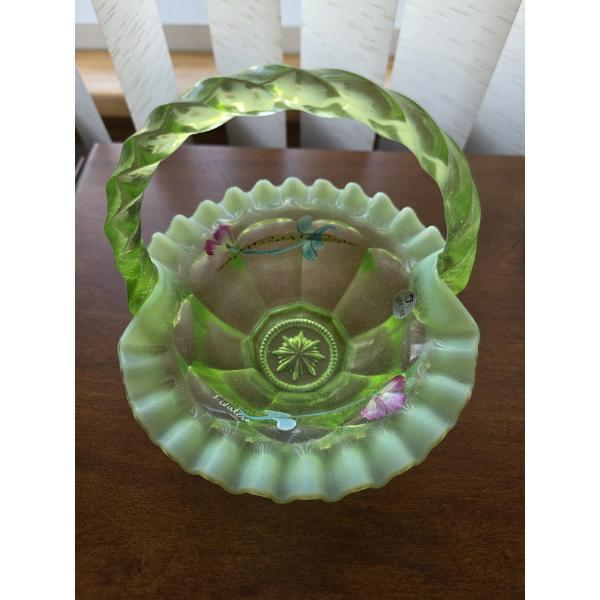 PICKUP IN CANTON - Stunning 6.5'' x 7'' Vintage Fenton Hand Painted Uranium Glass Basket 