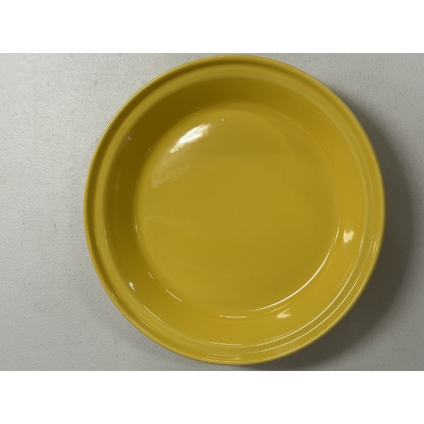 10" Fiesta and Fiestaware Deep Dish Baker's Pie Plate - Sunflower Yellow - Mint Condition