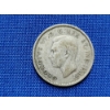 Image 4 : 1940 Canadian 80% Silver Quarter ~ ASW: 0.15 Oz