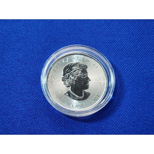 2015 Canadian Silver Maple Leaf 5 Dollars Coin 1 oz 9999 Fine Silver