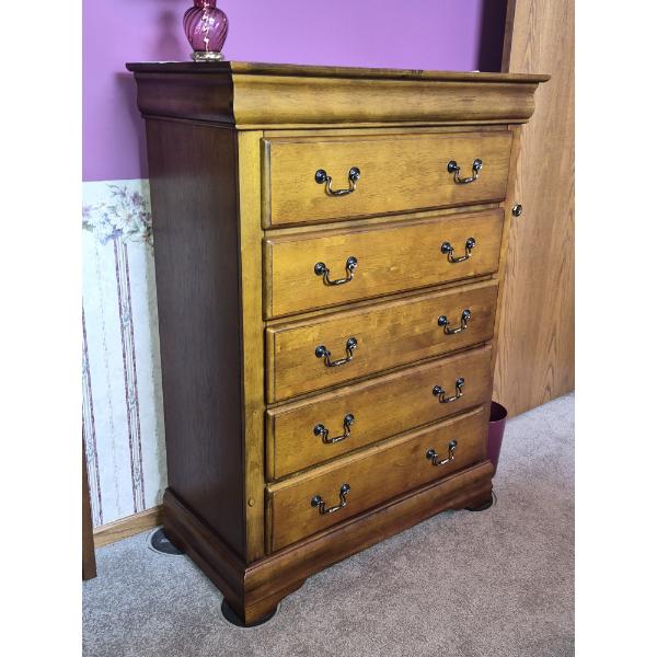 Louisville Home Pickup - Bedroom Furniture  5 Drawer Mens Dresser / Chest Of Drawers 40 x 20 x 54" T