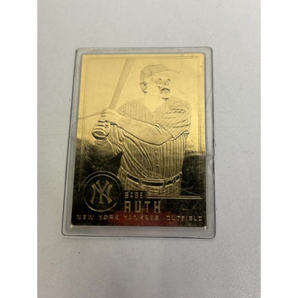 1996 Babe Ruth #30 NY Yankees 22kt Gold Foil Collectible Card in Sealed Plastic with a small tear in