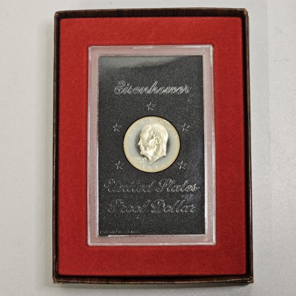 1974-S 40% Silver Eisenhower Dollar in U.S. Mint Plastic Holder