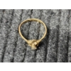 Image 8 : Lovely 10K Yellow Gold Ring With Small Clear Stone ~ SIZE 7.5 ~ Weighing 1.5 Grams