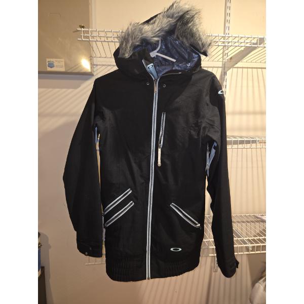 Oakley Womans Small Excellent Condition Jacket