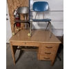 Image 2 : Solid Wood 42''x30''x30'' And 14'' & 15'' Metal & Plastic School Chairs