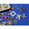 Image 4 : Lot of Assorted Fashion Pins and Rings - in Included Jewelry Box