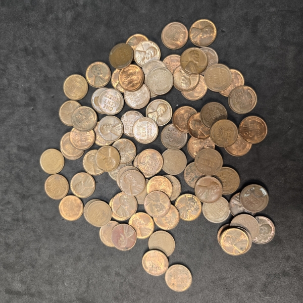 (83) Wheat Pennies - $0.83 FV